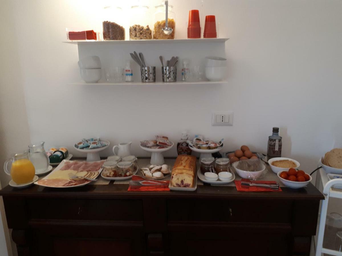 Moma Couette-café *